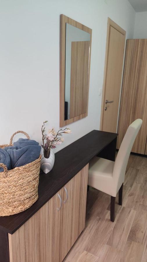 Apartment Frana Delux Kremena Экстерьер фото