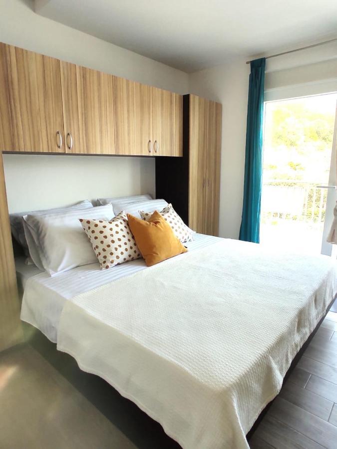 Apartment Frana Delux Kremena Экстерьер фото